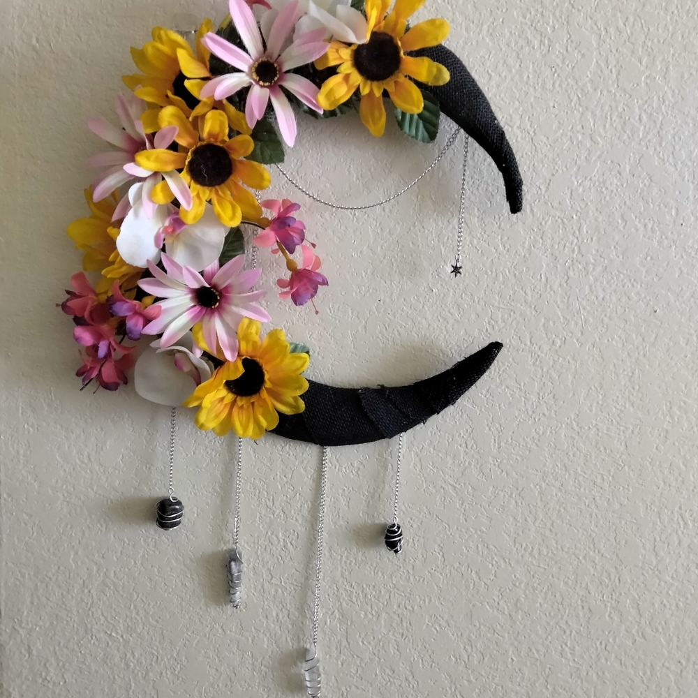 Crescent Moon Wreath